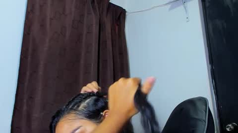 Violet and Myers online show from 22, 3, 2026