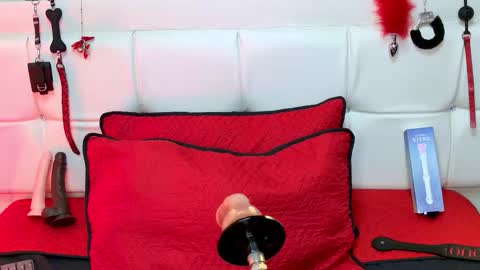 Snapshot of violet_bdsm chatting on 2, 2, 2026 Violet online show from 2, 2, 2026