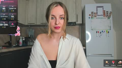 Snapshot of violet_blue_eyes chatting on 26, 1, 2025 Violet online show from 26, 1, 2025