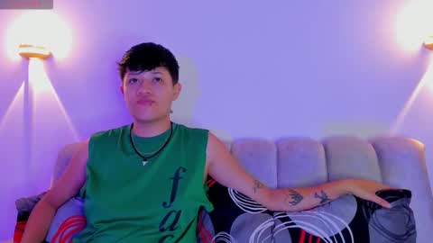 Violet and Casper online show from 13, 11, 2025