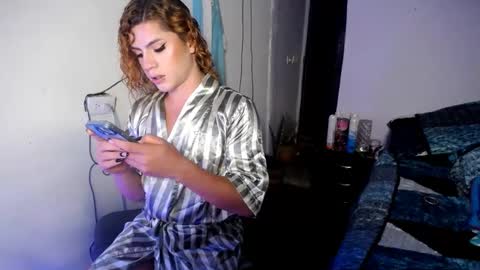 Snapshot of violet_hyuga chatting on 19, 9, 2025 violet_hyuga online show from 19, 9, 2025