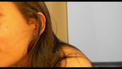 Snapshot of violet_sg chatting on 28, 3, 2026 violet online show from 28, 3, 2026