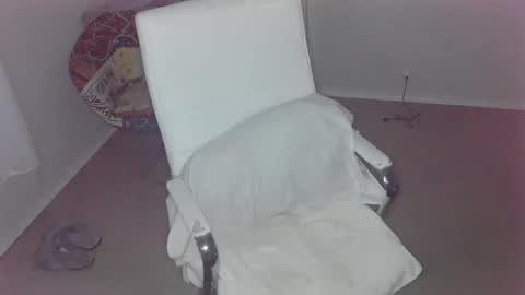 violet_winter97 online show from 8, 1, 2025