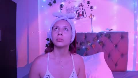 Snapshot of violeta_blaze1 chatting on 25, 3, 2026 Violeta online show from 25, 3, 2026