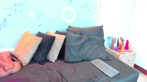 Snapshot of violeta_delavega1 chatting on 15, 10, 2025 Violet online show from 15, 10, 2025