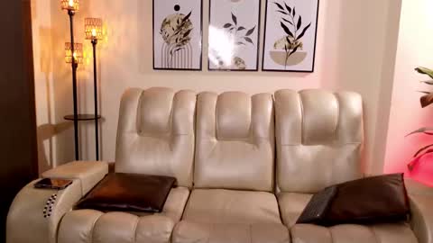 Violeta online show from 4, 2, 2026