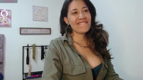 Snapshot of violeta_scott_ chatting on 19, 3, 2026 violeta_scott_ online show from 19, 3, 2026