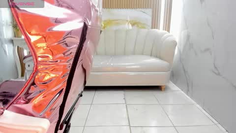 Snapshot of violeta_sub chatting on 14, 11, 2025 IG violeta sub online show from 14, 11, 2025