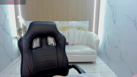 Snapshot of violeta_sub chatting on 14, 2, 2026 IG violeta sub online show from 14, 2, 2026