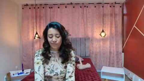 VIOLETA online show from 13, 10, 2025