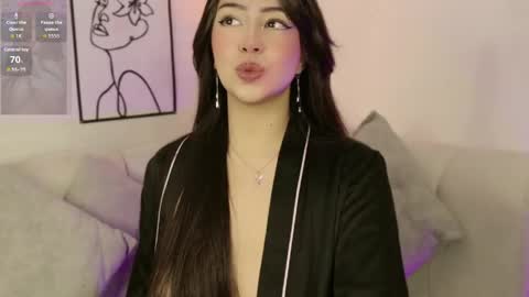 Snapshot of violetblacke_ chatting on 2, 6, 2026 Violetta online show from 2, 6, 2026