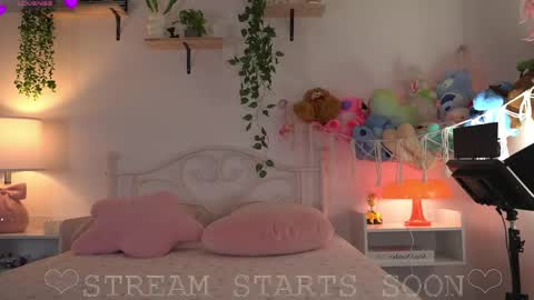 Snapshot of violeth___ chatting on 30, 4, 2026 violeth___ online show from 30, 4, 2026
