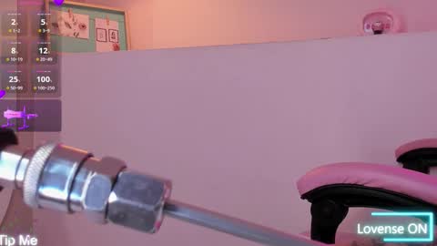 Violeth Hill online show from 7, 11, 2025