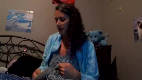 Snapshot of violethooper chatting on 6, 6, 2026 Violet Hooper online show from 6, 6, 2026