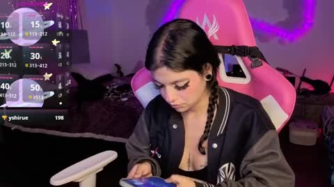   online show from 27, 3, 2026