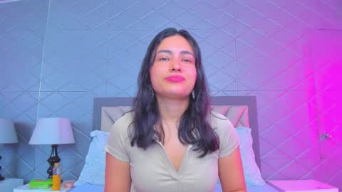 Violet Rousse online show from 5, 2, 2026