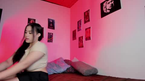 Snapshot of violetsalvatore chatting on 9, 12, 2024 Violet salvatore online show from 9, 12, 2024