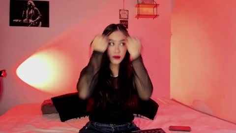 Snapshot of violetsalvatore chatting on 4, 1, 2025 Violet salvatore online show from 4, 1, 2025