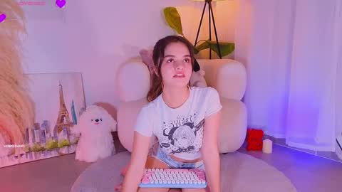 violetssweet online show from 21, 5, 2026