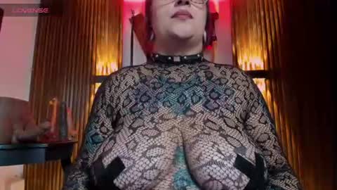 violett_8 online show from 4, 7, 2026