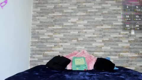 Snapshot of violett__golden chatting on 15, 10, 2025 ViolettGolden online show from 15, 10, 2025