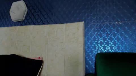 violett  rousee online show from 29, 10, 2025