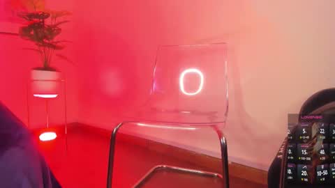 Violett  online show from 4, 11, 2025