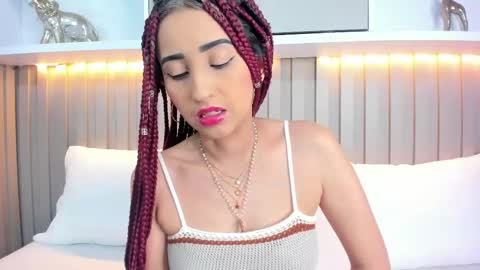 Violett  online show from 7, 10, 2025