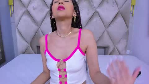 Violett  online show from 26, 2, 2026