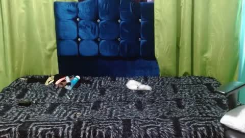 Snapshot of violetta_dreams chatting on 6, 7, 2026 violetta_dreams online show from 6, 7, 2026