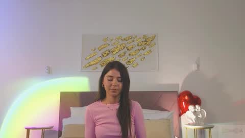 Snapshot of violetta_finch chatting on 24, 3, 2026 violetta_finch online show from 24, 3, 2026