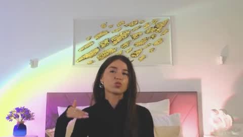 Snapshot of violetta_finch chatting on 19, 4, 2026 violetta_finch online show from 19, 4, 2026