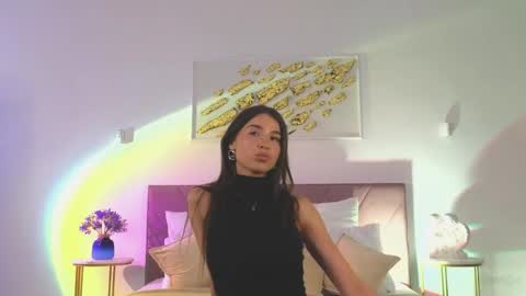 Snapshot of violetta_finch chatting on 20, 4, 2026 violetta_finch online show from 20, 4, 2026