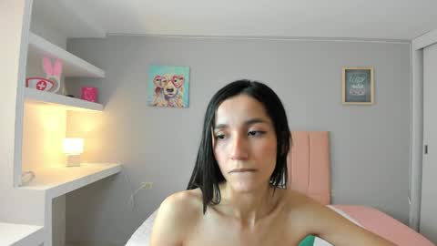 Snapshot of violetta_keller chatting on 25, 4, 2026 Violetta online show from 25, 4, 2026