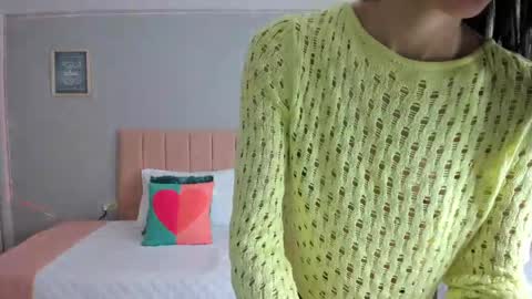 Snapshot of violetta_keller chatting on 2, 5, 2026 Violetta online show from 2, 5, 2026