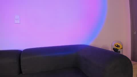 Snapshot of violetta_swift_ chatting on 14, 4, 2026 violetta independent model online show from 14, 4, 2026