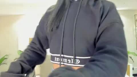 Snapshot of violettaa_stone chatting on 15, 7, 2026 Violettaa online show from 15, 7, 2026