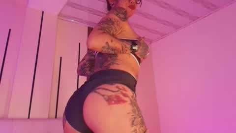 violettaalemida online show from 18, 1, 2026