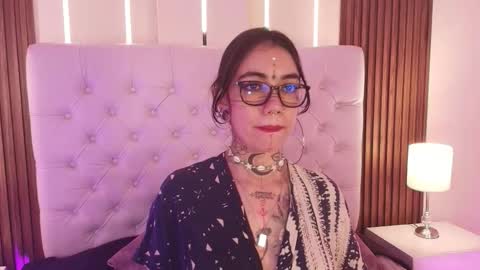 violettaalemida online show from 19, 1, 2026