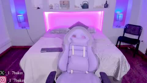 ViolettaBaker online show from 6, 2, 2025