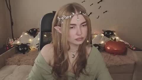 ViolettaOtis online show from 30, 10, 2025