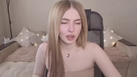 ViolettaOtis online show from 11, 2, 2026