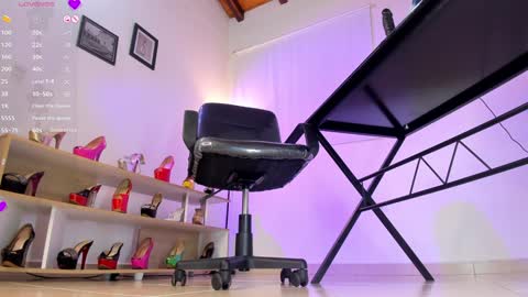 CALL ME TATIANA online show from 8, 2, 2025