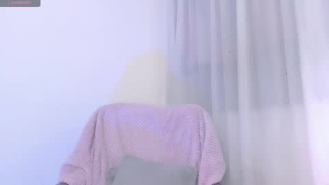 Snapshot of violettbones chatting on 27, 3, 2026 Violett online show from 27, 3, 2026