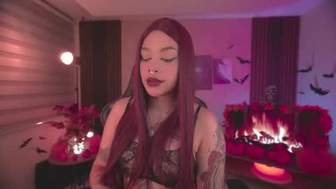 JULIE UWU online show from 16, 10, 2025