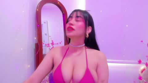Snapshot of violette_laurent chatting on 31, 3, 2026 violette_laurent online show from 31, 3, 2026