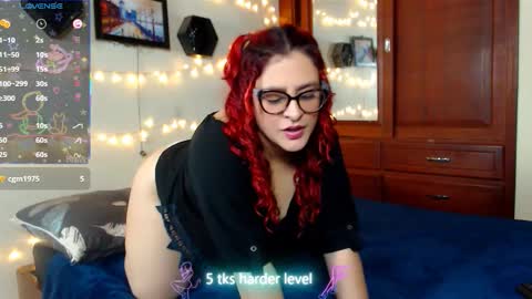 Snapshot of violettelynn_ chatting on 12, 3, 2026 Violetta Morningstar online show from 12, 3, 2026