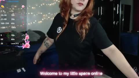 Snapshot of violettelynn_ chatting on 2, 7, 2026 Violetta Morningstar online show from 2, 7, 2026