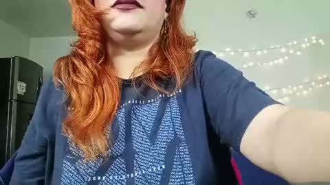 Snapshot of violettelynn_ chatting on 9, 7, 2026 Violetta Morningstar online show from 9, 7, 2026