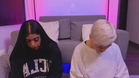 Violet online show from 11, 12, 2024